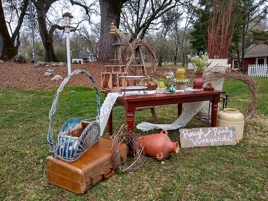 Boho_Wedding_Decor_Side Boho Wedding decor for outdoor wedding venue