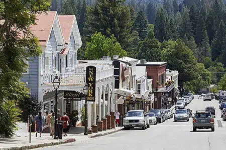 Nevada City California near Rough and Ready Vineyards photo by Frank Schulenburg