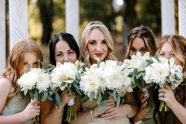 How to Save Money on Wedding Flowers