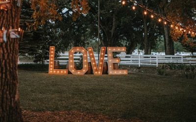 Creative DIY Projects for the Perfect Outdoor Wedding