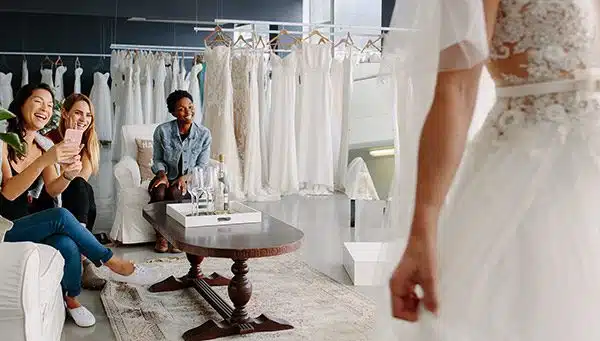 Tried and True Tips to Find the Wedding Dress of Your Dreams