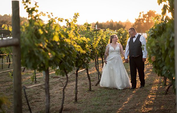 Hand in hand in the vineyard